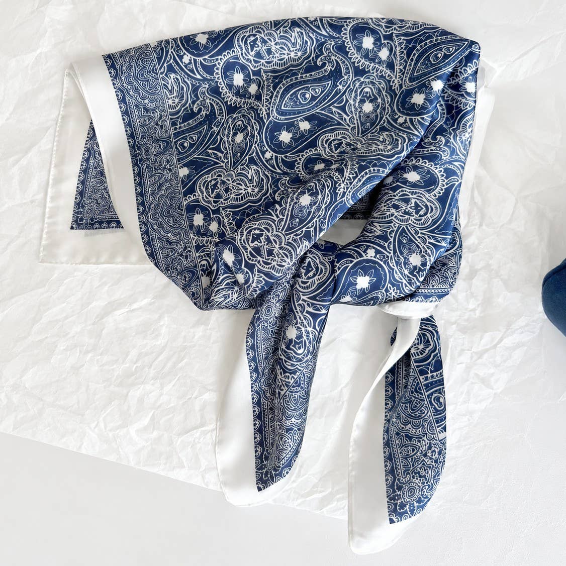 Elegant Classic Paisley Satin Square Scarf | 40SC744