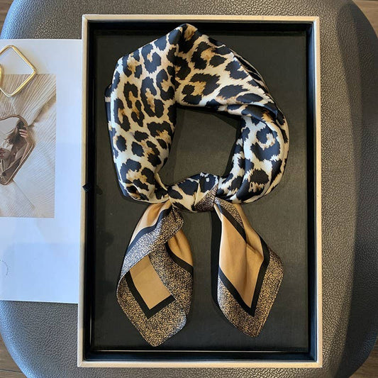 Leopard Print & Geometric Border Silky Neck Scarf | 40SC734