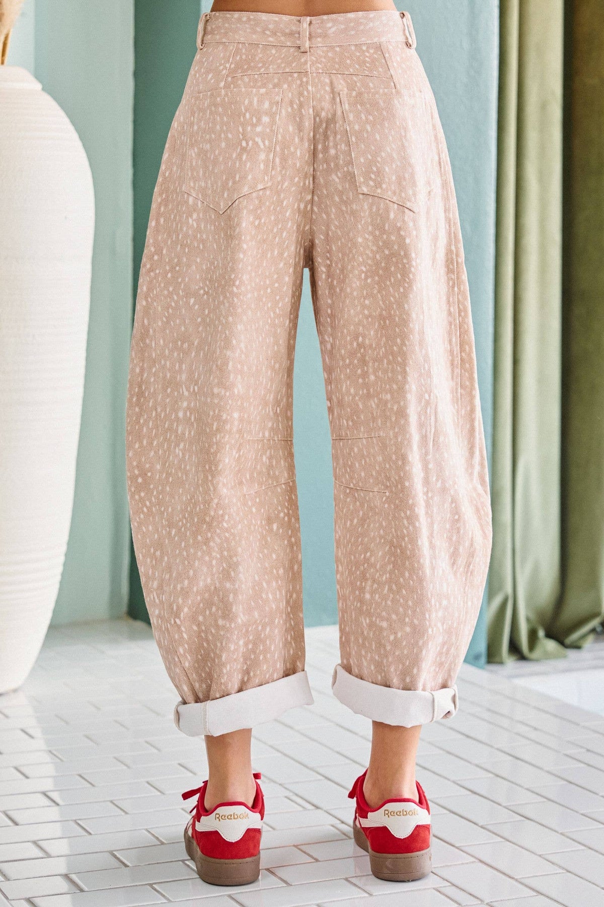 DEER PRINT BALLOON LEG JEANS