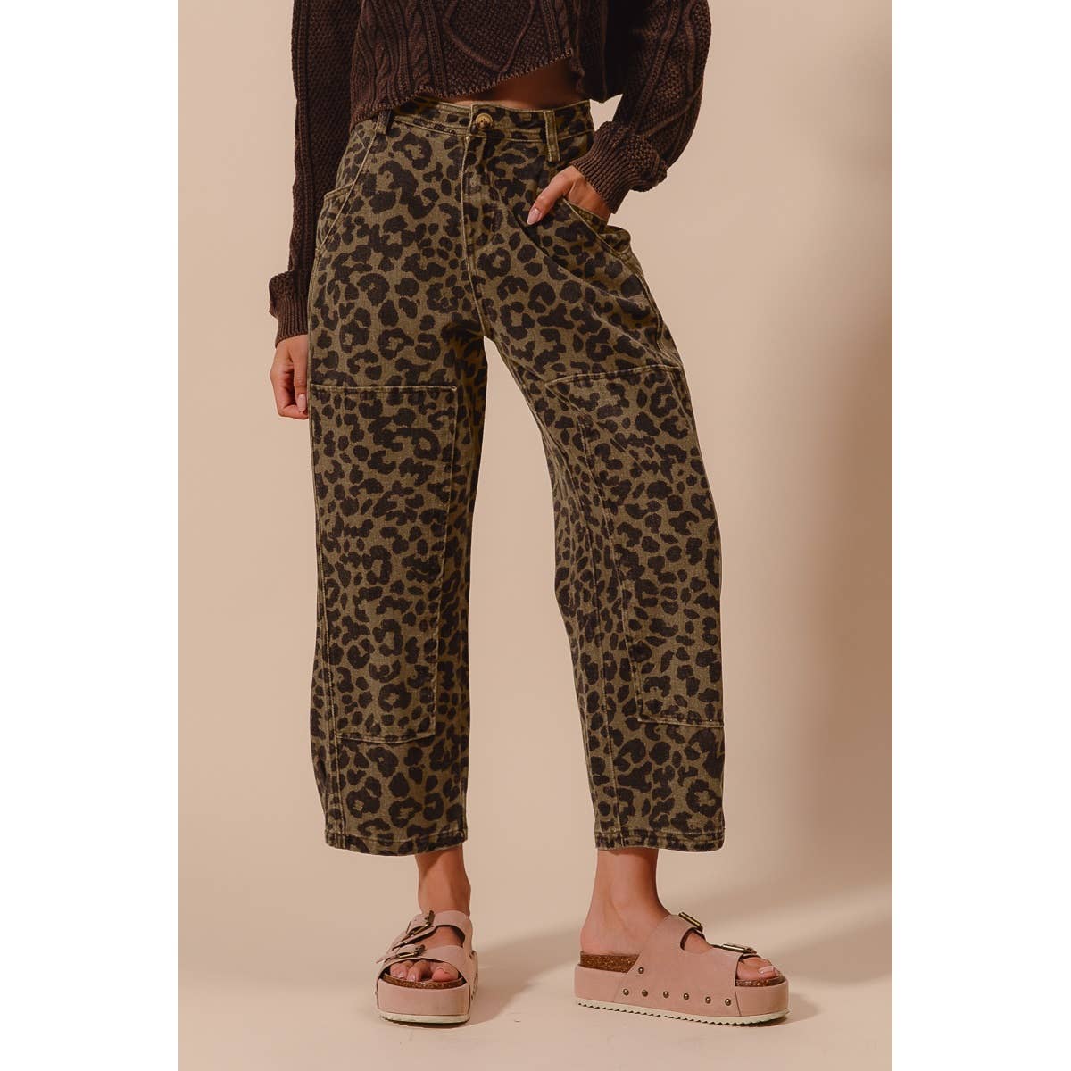 TWO TONED LEOPARD PRINT TWILL MID RISE WIDE PANTS