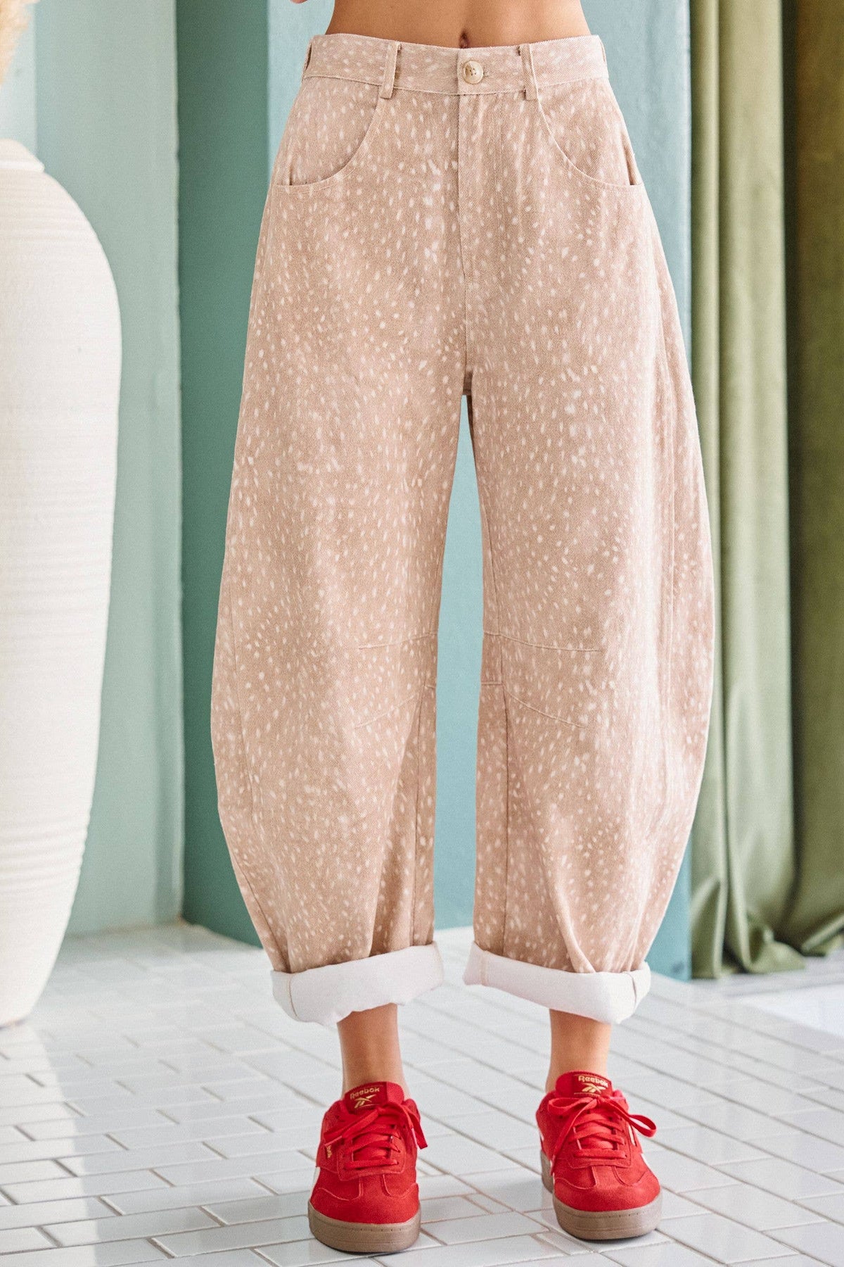 DEER PRINT BALLOON LEG JEANS