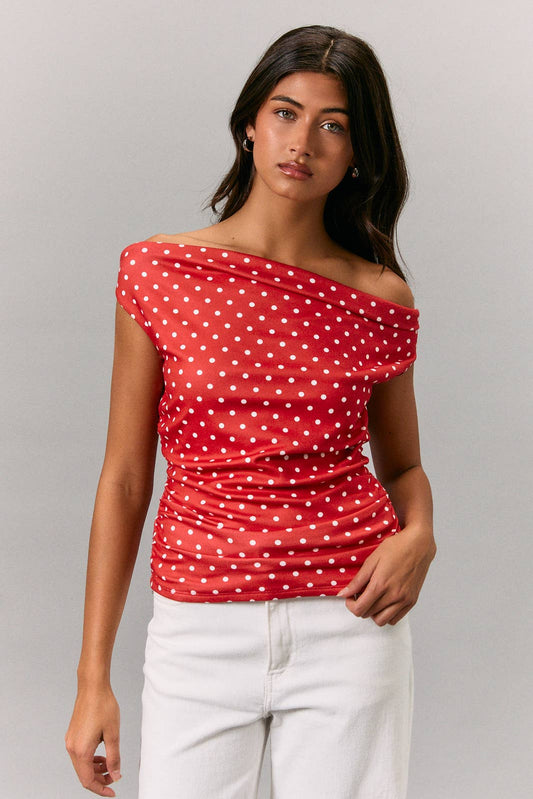 OFF SHOULDER TOP WITH SIDE RUCHING IN POLKA DOT