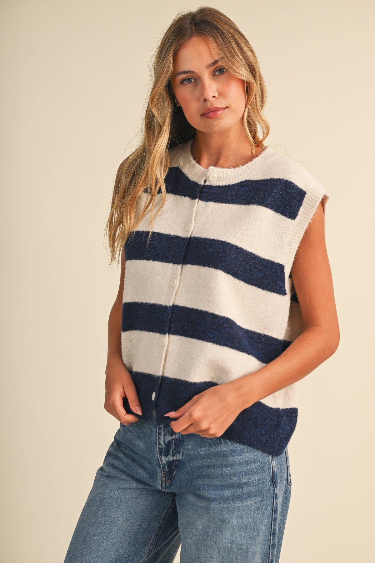 IJ1755  SLEEVELESS STRIPED SWEATER VEST