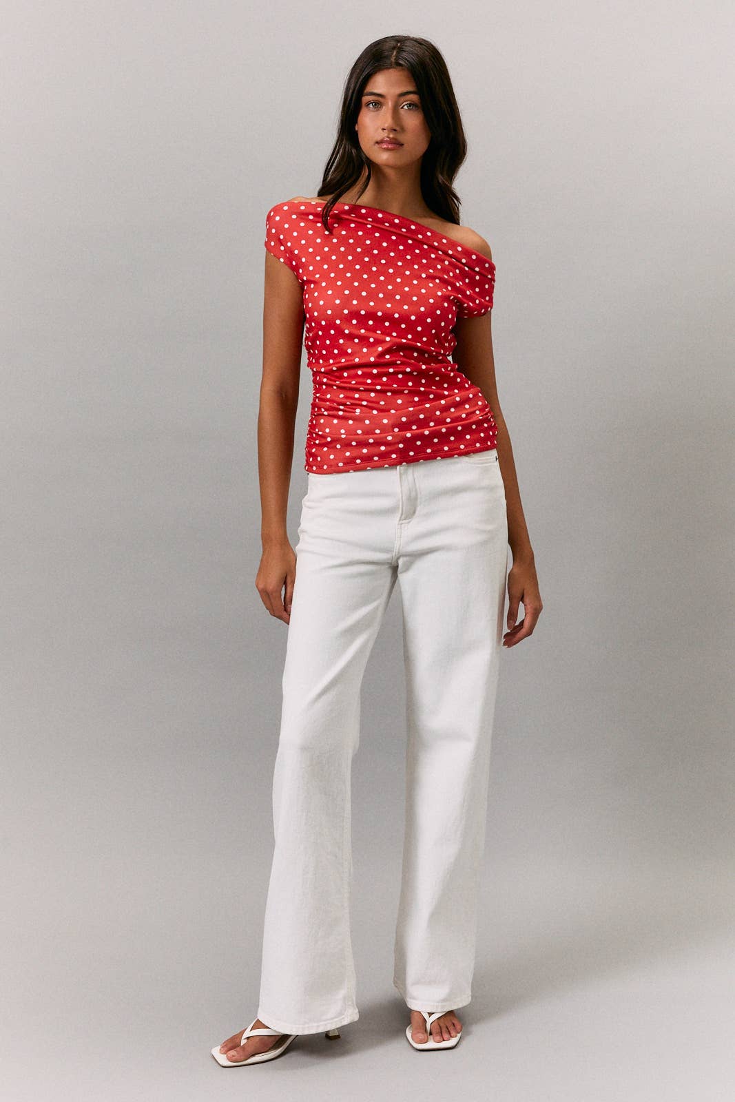 OFF SHOULDER TOP WITH SIDE RUCHING IN POLKA DOT