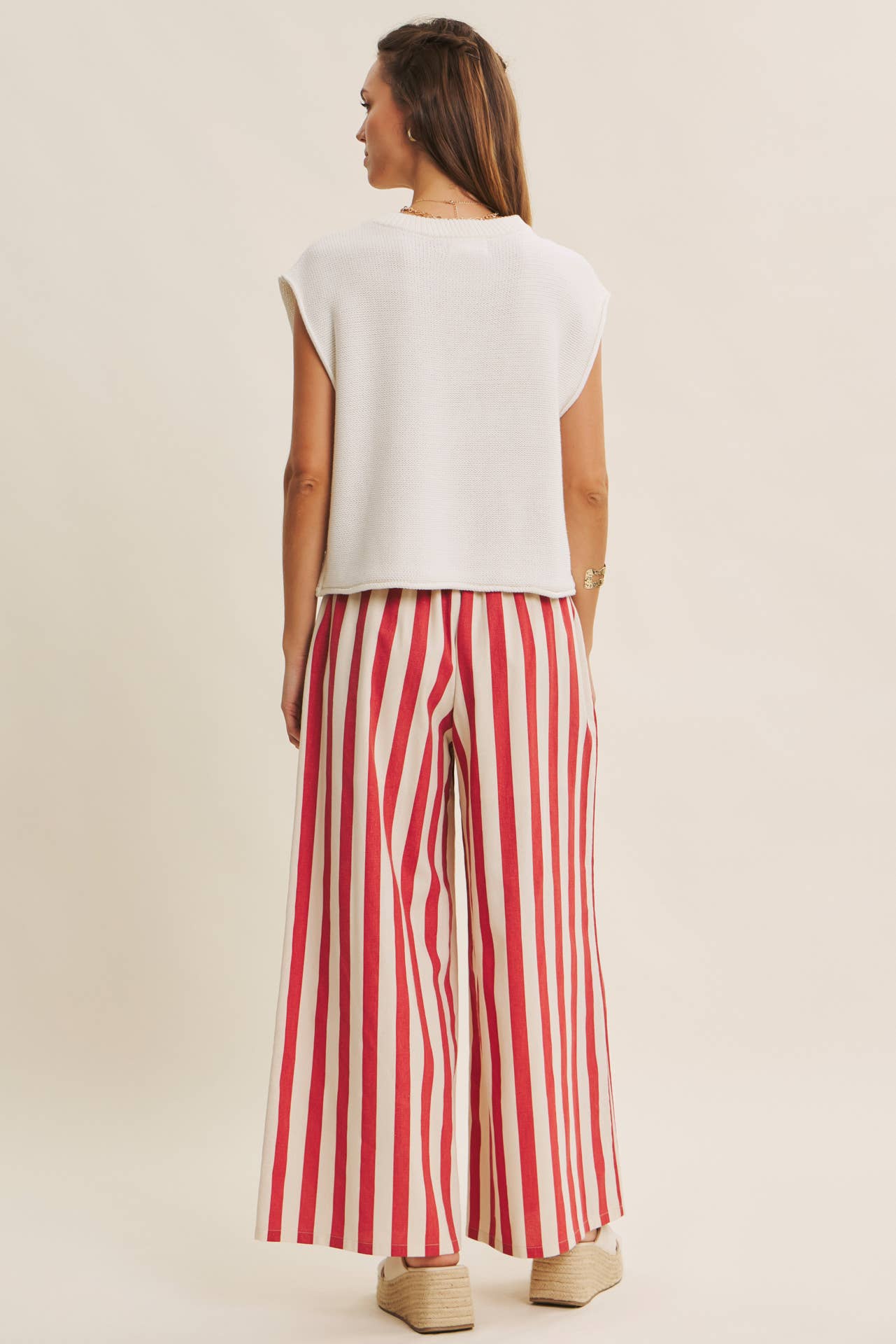 EVERYDAY EDIT RELAXED COTTON SWEATER VEST WITH EXPOSED SEAMS