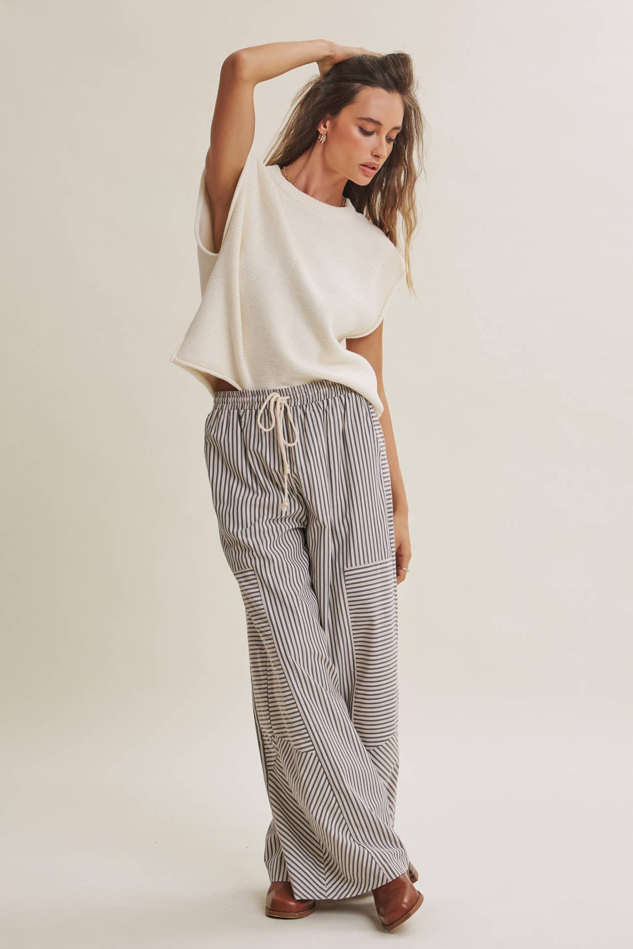 EVERYDAY EDIT RELAXED COTTON SWEATER VEST WITH EXPOSED SEAMS