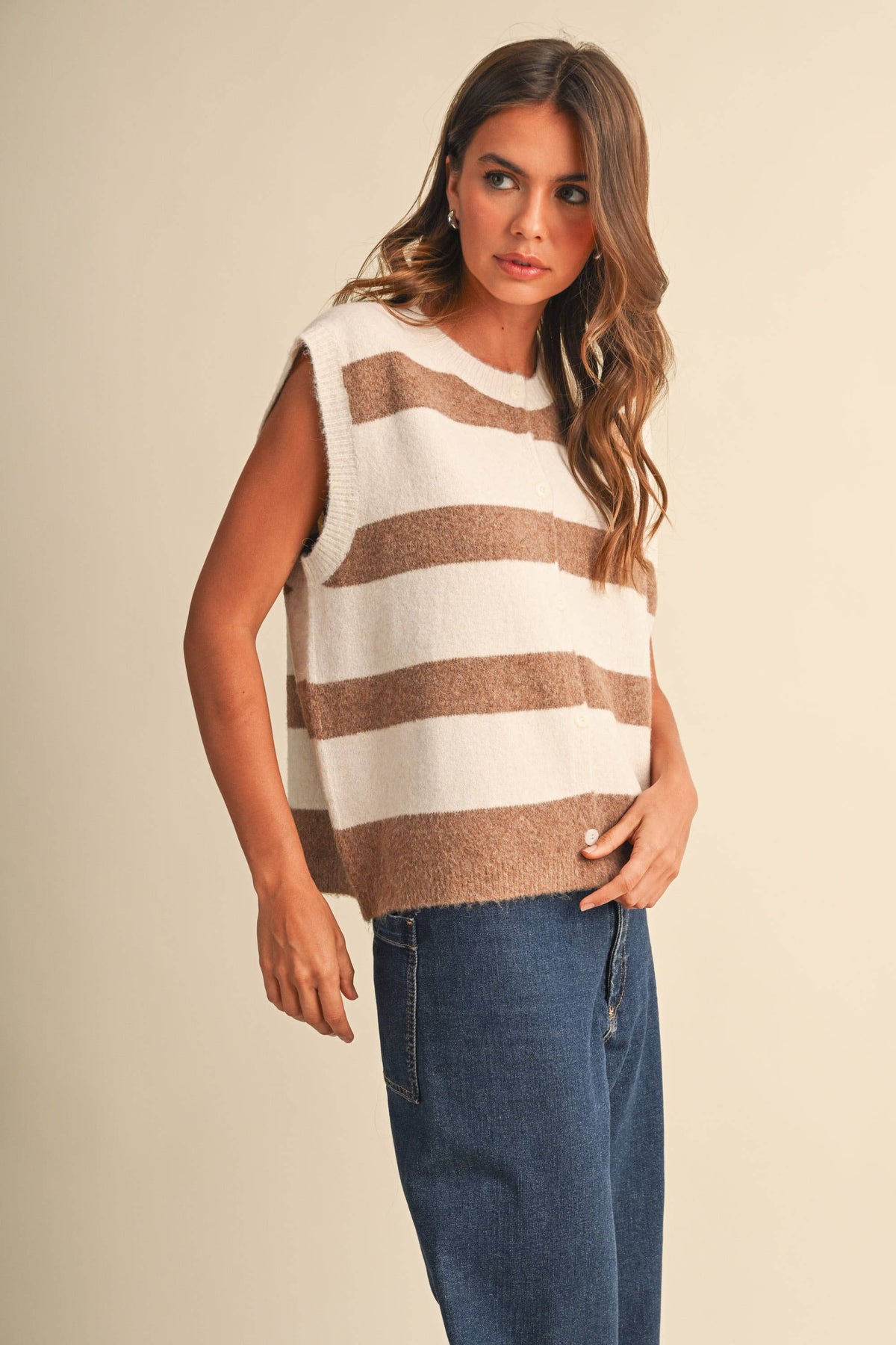 IJ1755  SLEEVELESS STRIPED SWEATER VEST