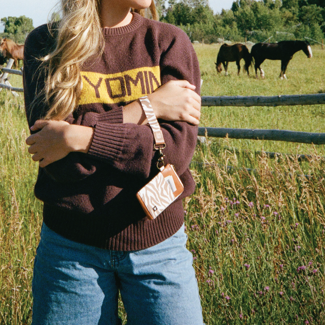 Mozi - Leather Zip Wallet