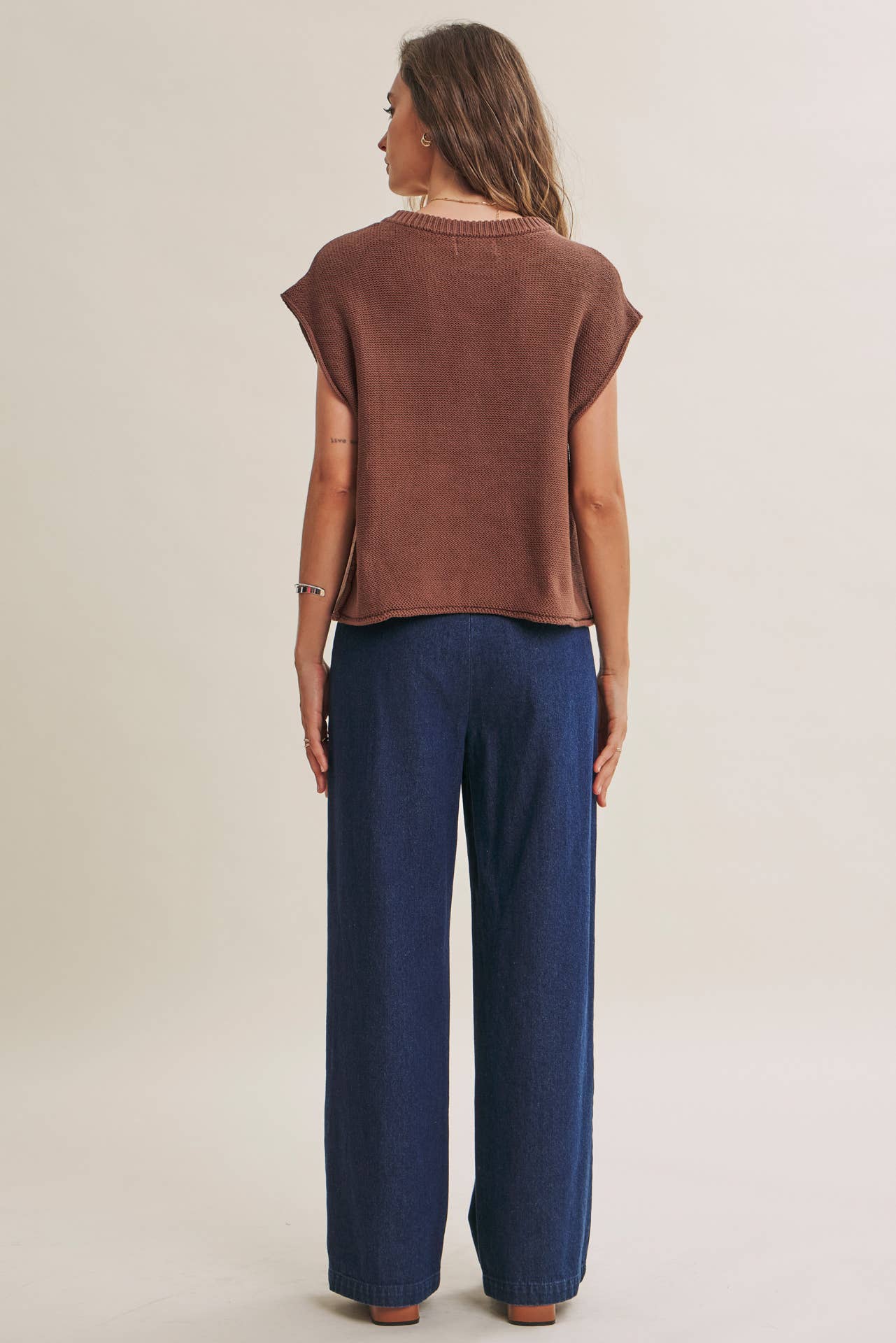 EVERYDAY EDIT RELAXED COTTON SWEATER VEST WITH EXPOSED SEAMS