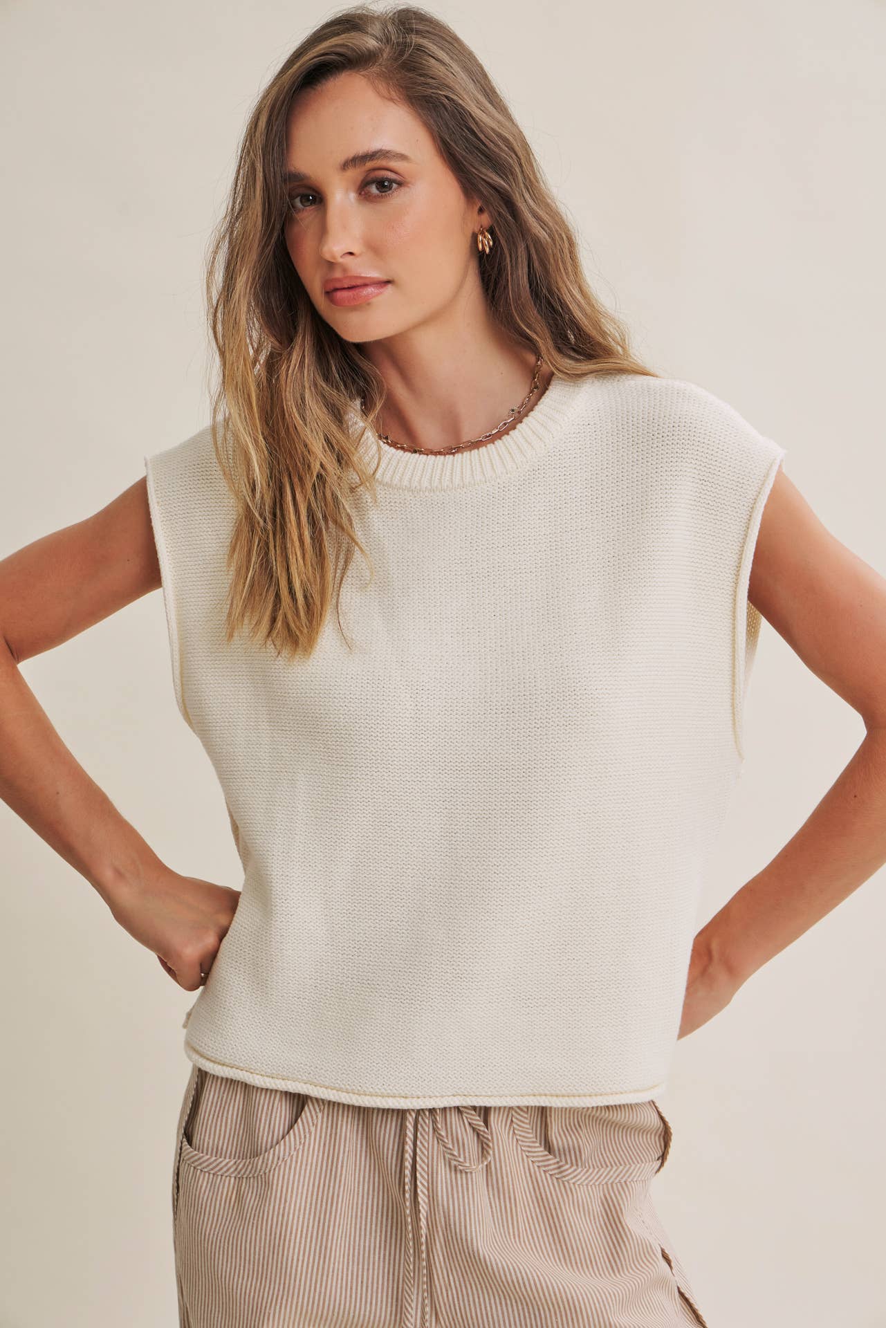 EVERYDAY EDIT RELAXED COTTON SWEATER VEST WITH EXPOSED SEAMS