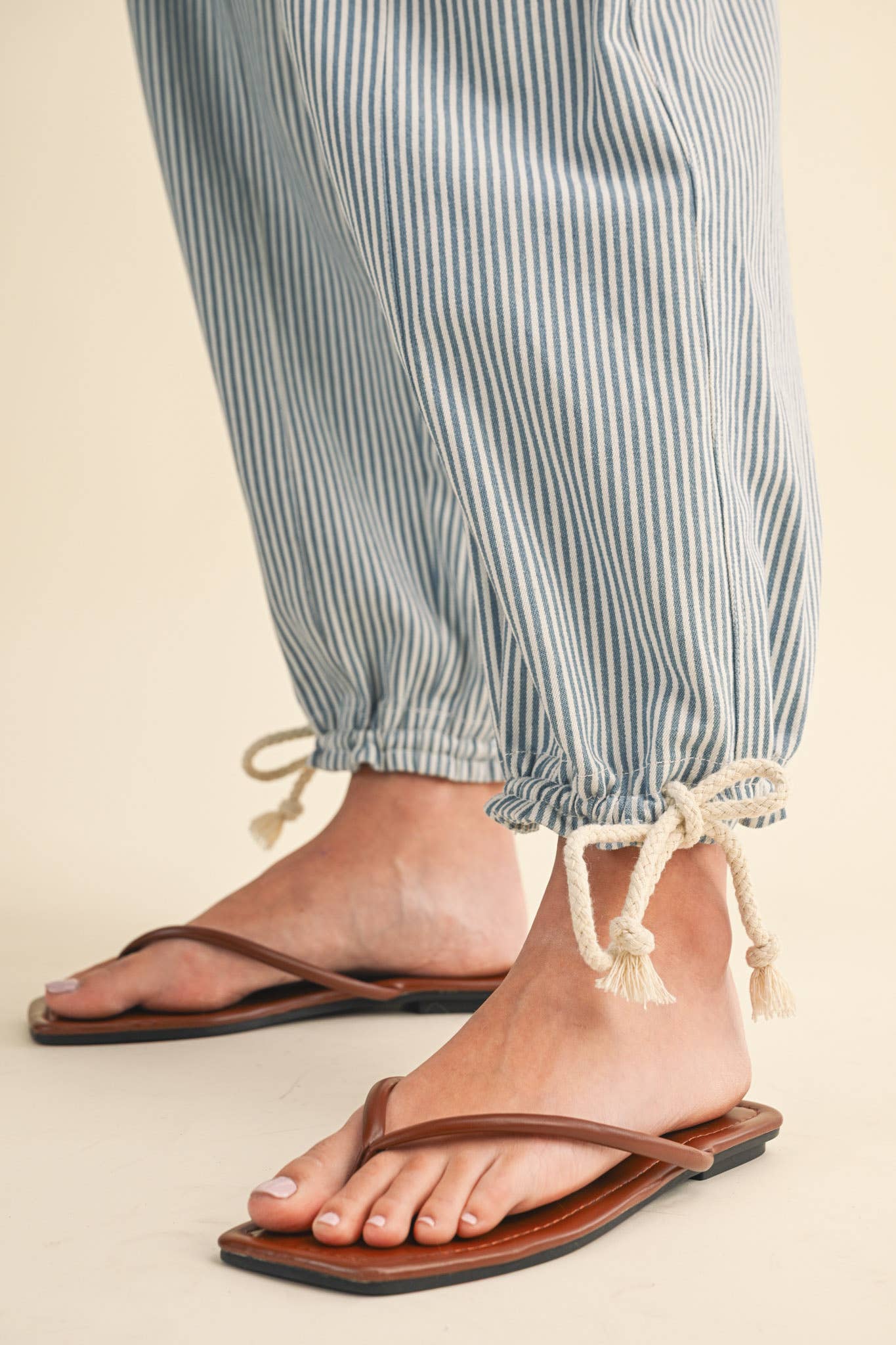 STRIPED PARACHUTE PANTS MP4690