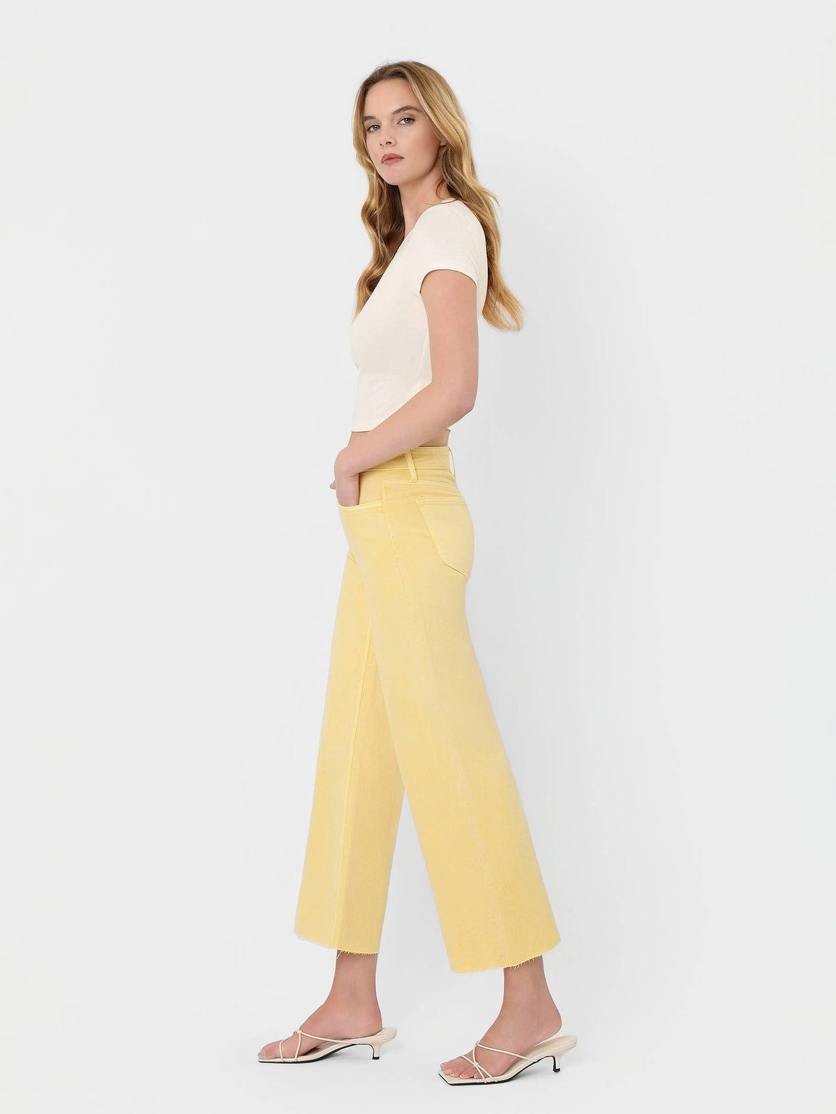HIGH RISE BABY YELLOW COLOR CROP WIDE LEG JEANS T5894BYL