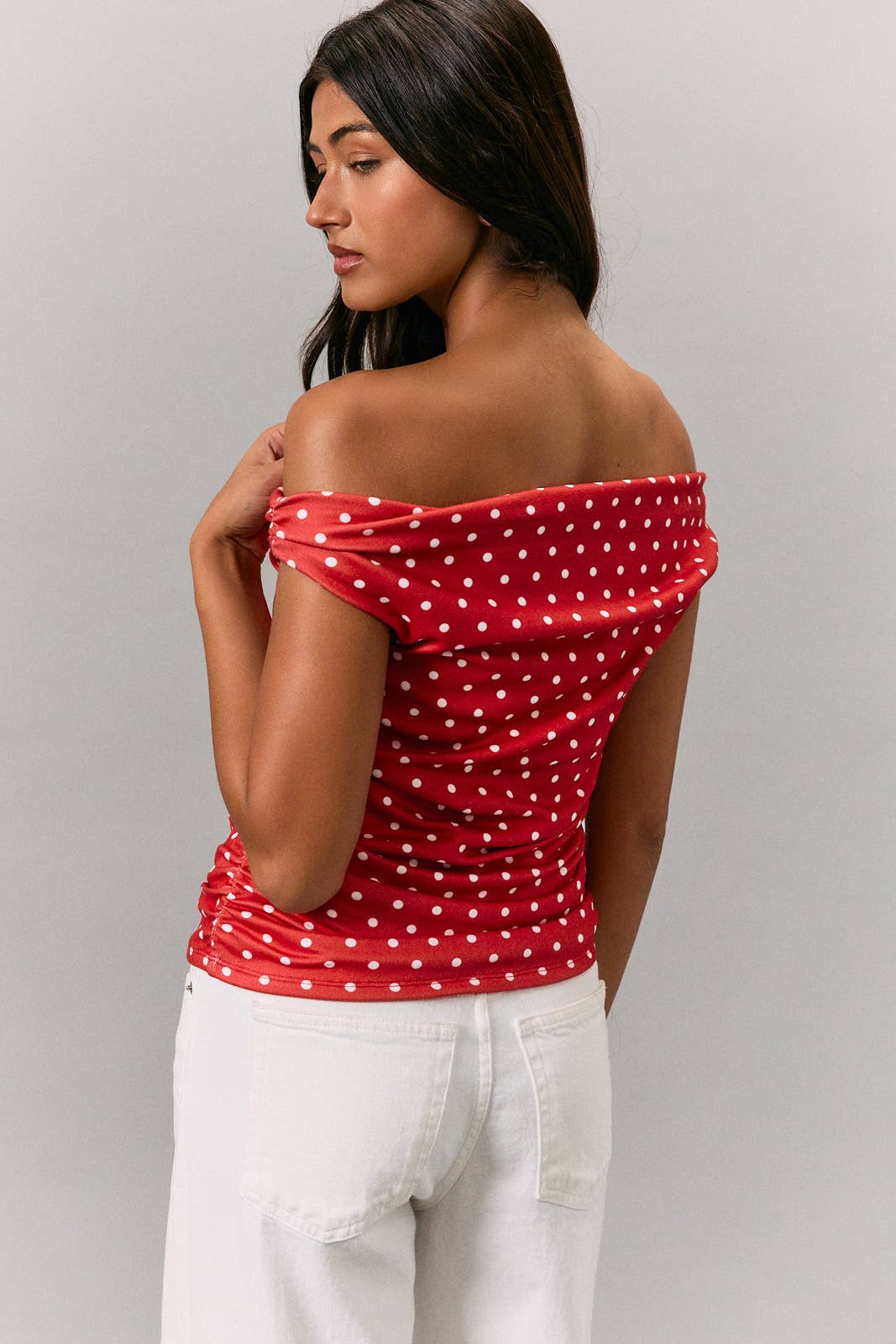 OFF SHOULDER TOP WITH SIDE RUCHING IN POLKA DOT