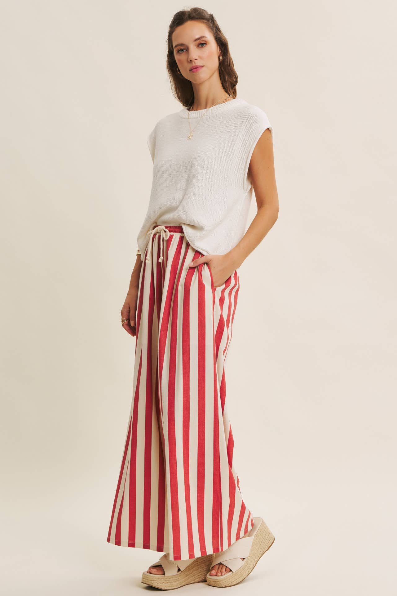 EVERYDAY EDIT RELAXED COTTON SWEATER VEST WITH EXPOSED SEAMS