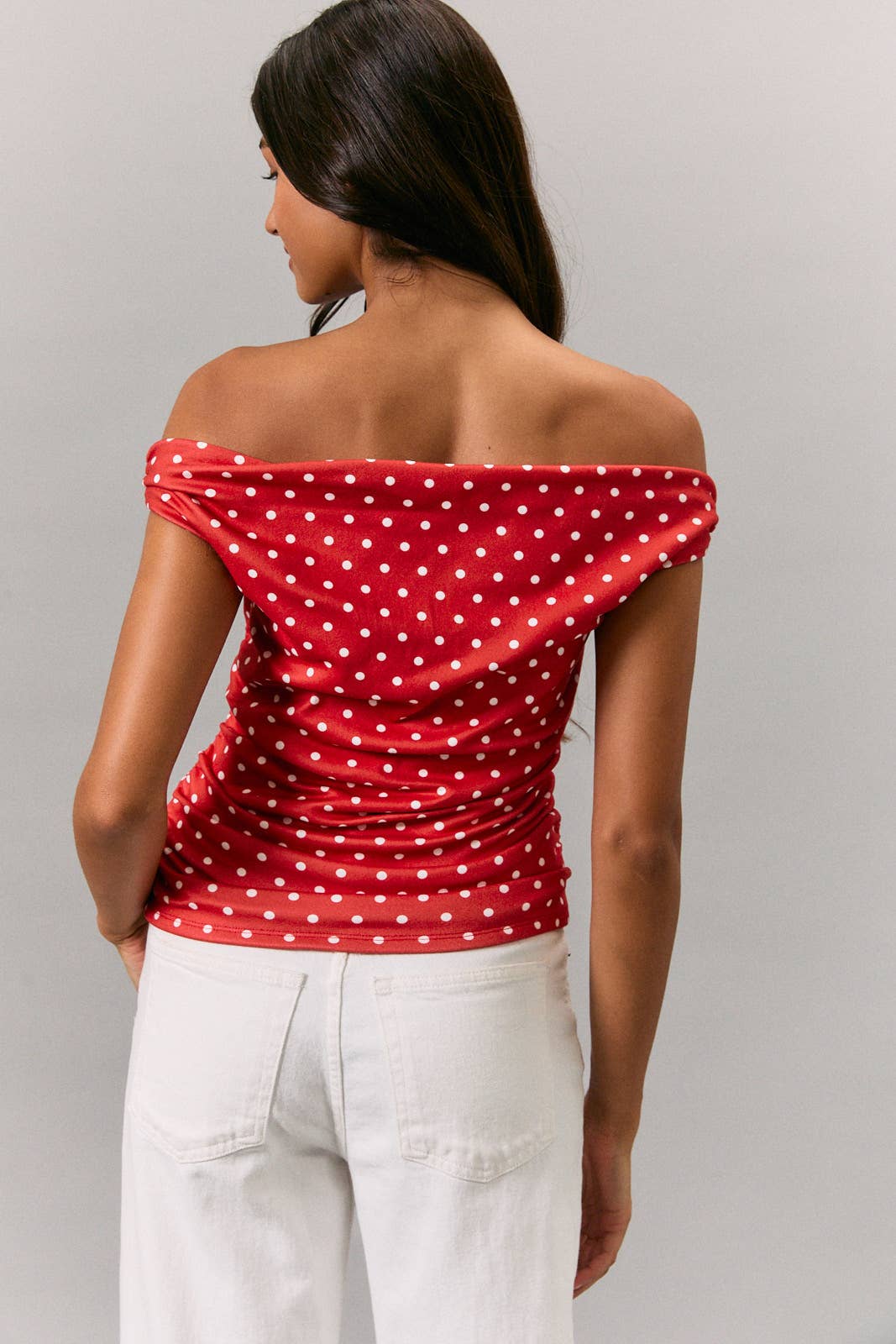 OFF SHOULDER TOP WITH SIDE RUCHING IN POLKA DOT