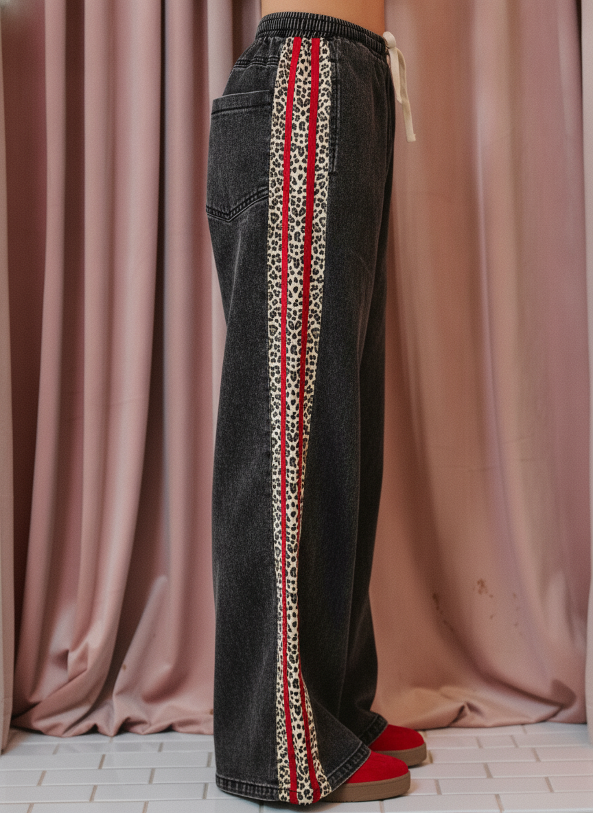 PLUS SIZE LEOPARD SIDE STRIPE DENIM WIDE LEG PANTS