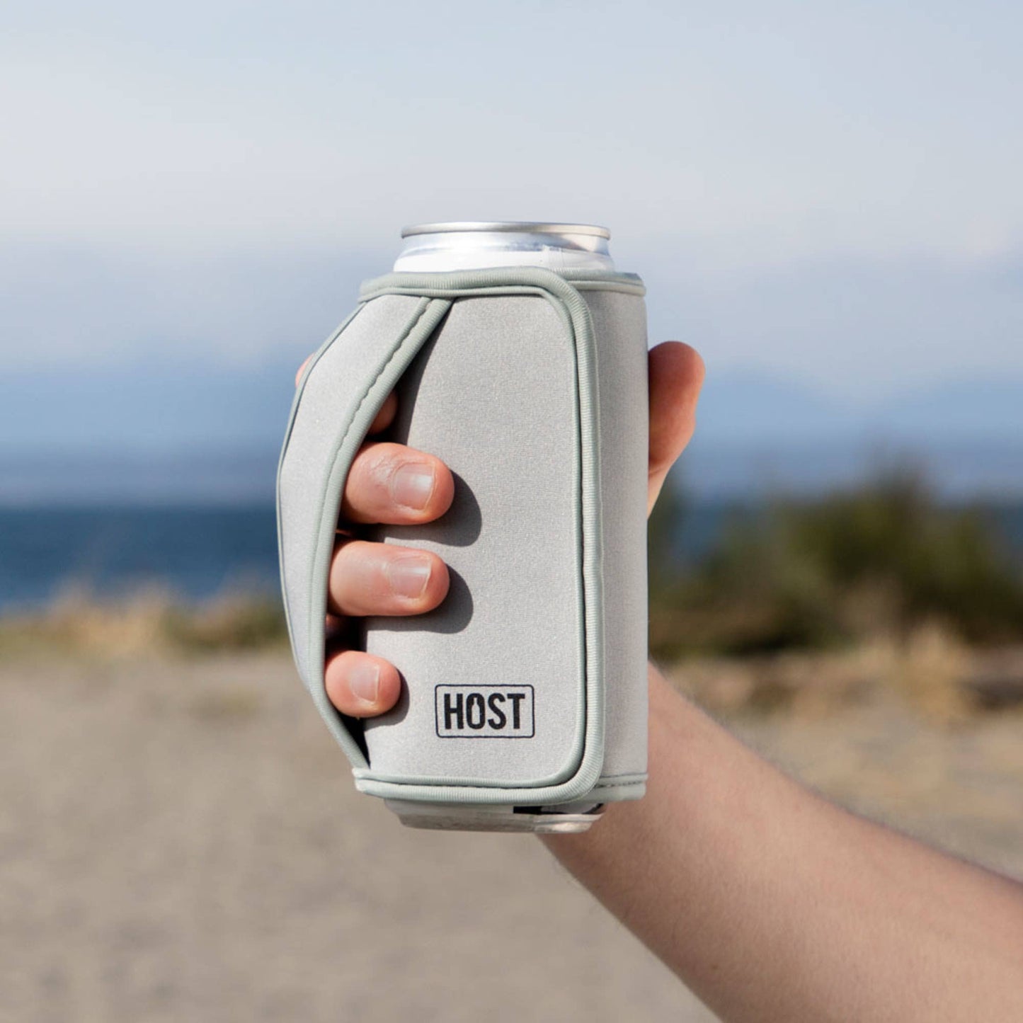 Insta Chill Sleeve with Active Cooling Gel Slim Cans in Gray